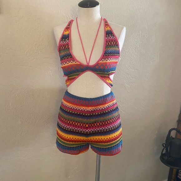 Adioli Lace Up Back Halter Top Shorts set Multicolored Crochet Look Sz M - Picture 3 of 10